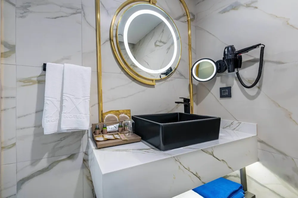 Romantic Tek Büyük veya İki Ayrı Yataklı Oda