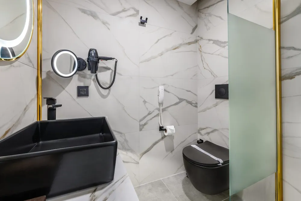 Romantic Tek Büyük veya İki Ayrı Yataklı Oda