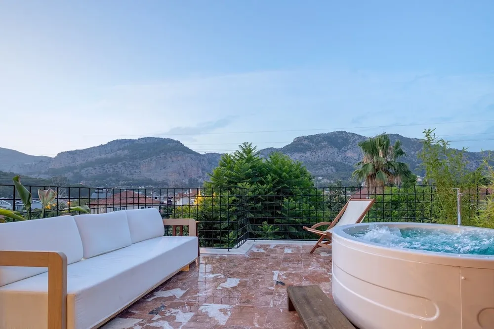 Family Çatı Katı Süiti (Penthouse)