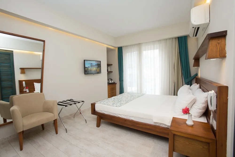 Standard Tek Büyük Yataklı Oda