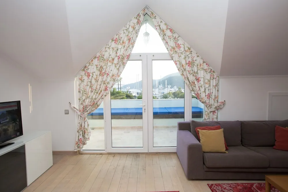 FAMILY TERRACE SUITE