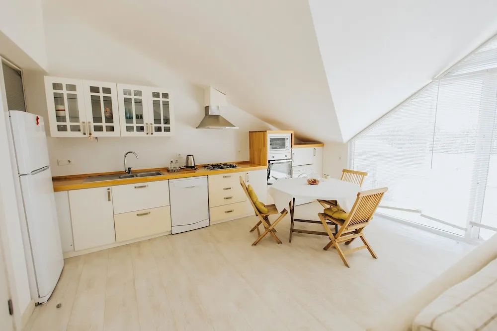 FAMILY TERRACE SUITE