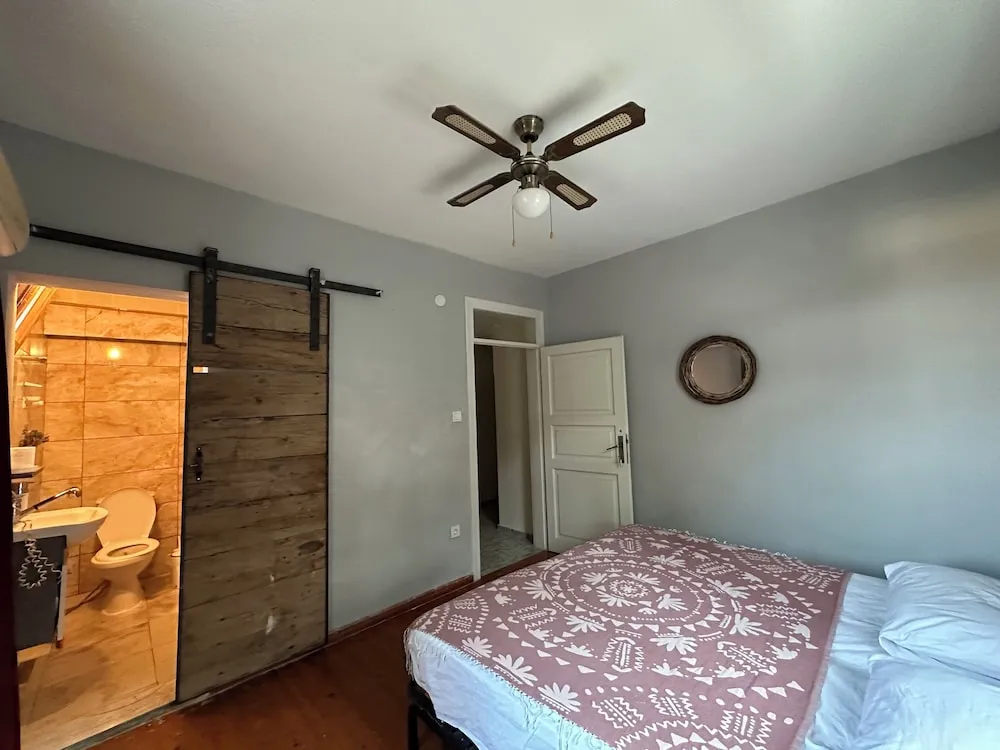 Comfort Tek Büyük veya İki Ayrı Yataklı Oda, 2 Yatak Odası