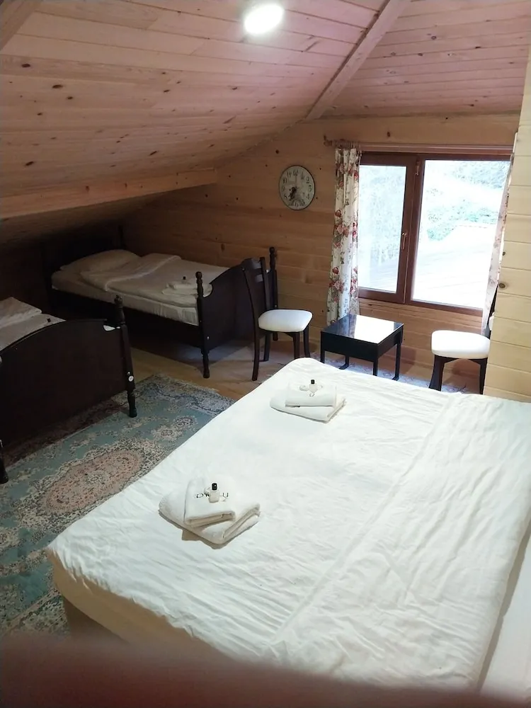 Dört Kişilik Oda
