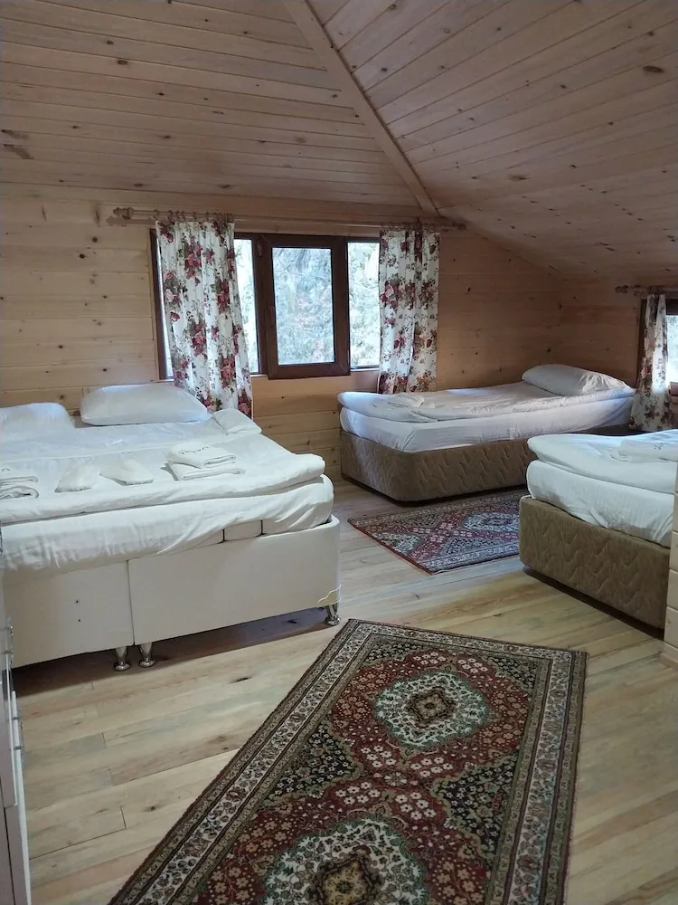 Dört Kişilik Oda