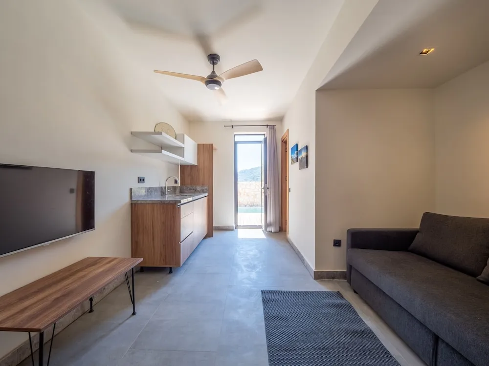 Comfort Villa, Birden Çok Yatak Odası, Havuz Manzaralı