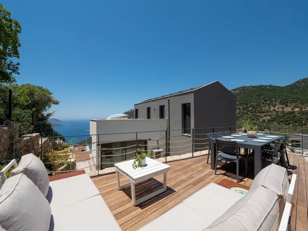 Comfort Villa, Birden Çok Yatak Odası, Havuz Manzaralı