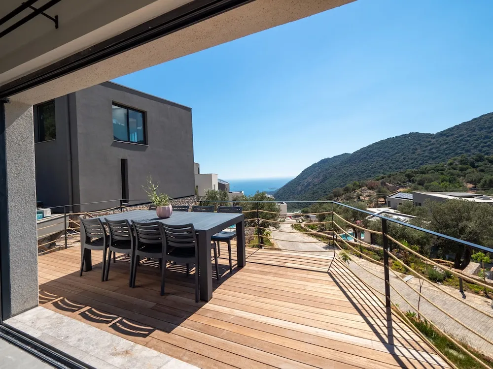 Luxury Villa, Birden Çok Yatak Odası, Havuz Manzaralı