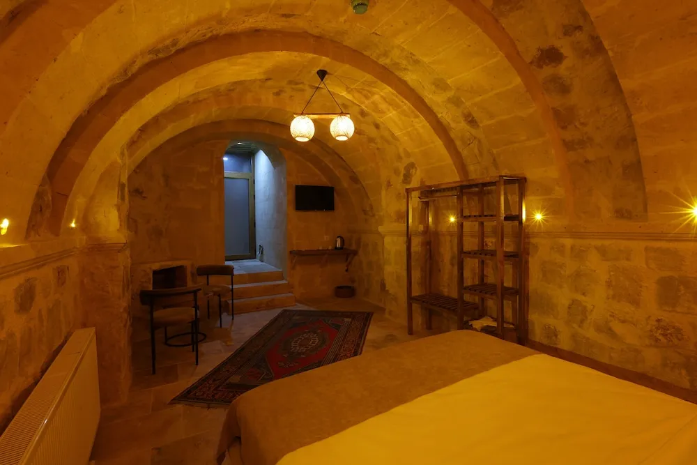 Comfort Tek Büyük Yataklı Oda