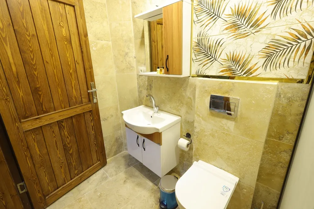 Comfort Tek Büyük Yataklı Oda