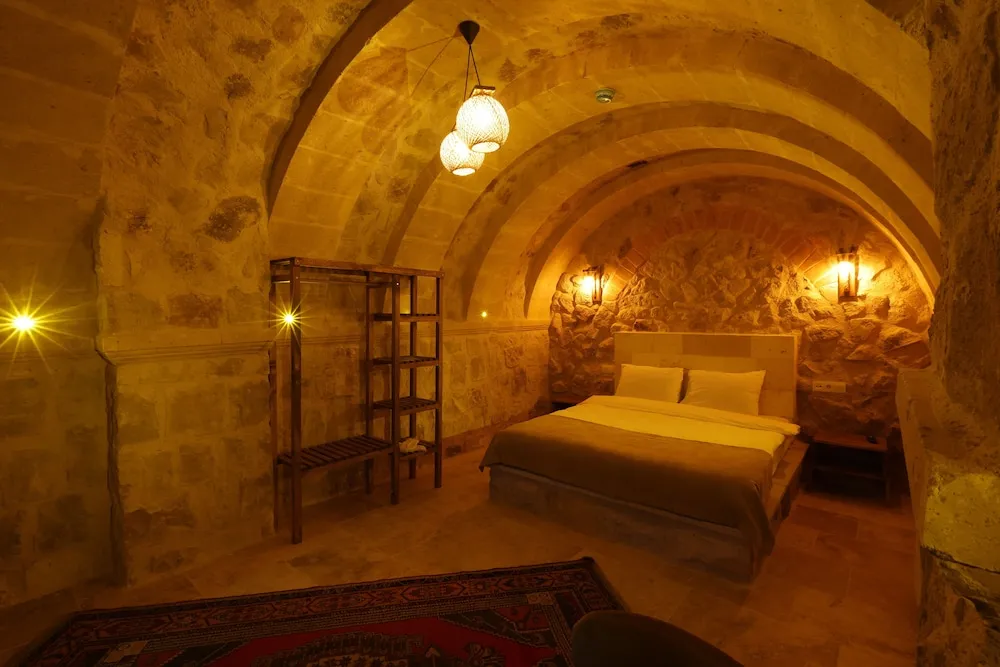 Comfort Tek Büyük Yataklı Oda