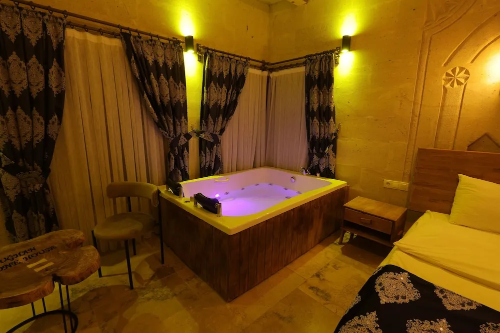 Superior Tek Büyük Yataklı Oda