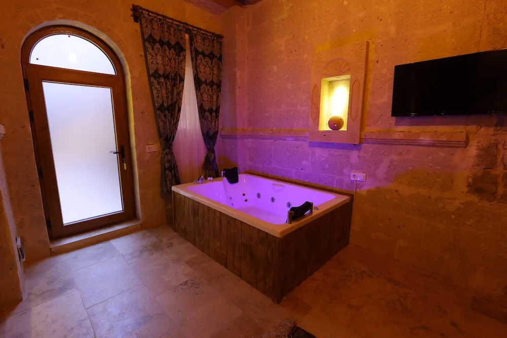 Superior Tek Büyük Yataklı Oda