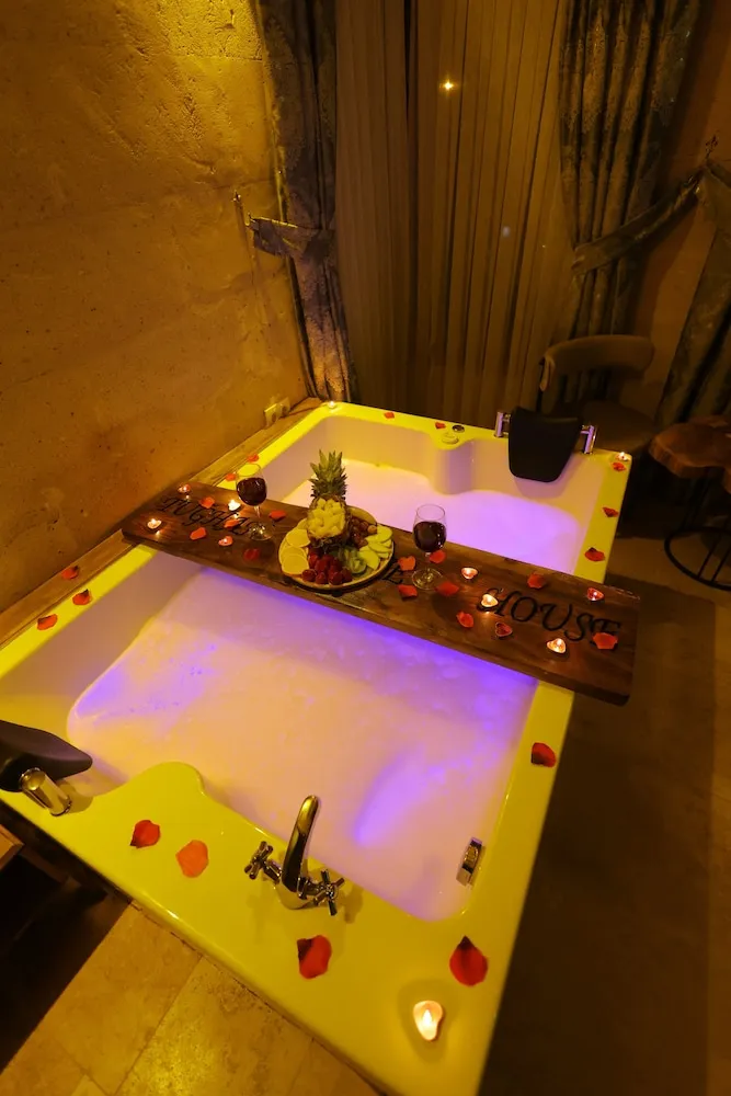 Superior Tek Büyük Yataklı Oda