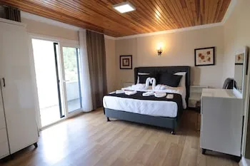 Olive Branch Hotel