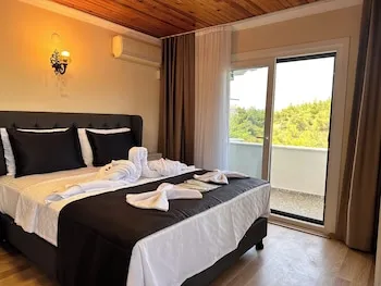 Olive Branch Hotel