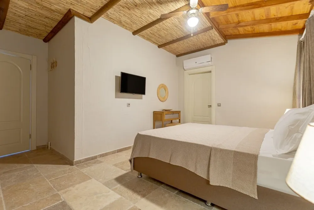 Standard Üç Kişilik Oda