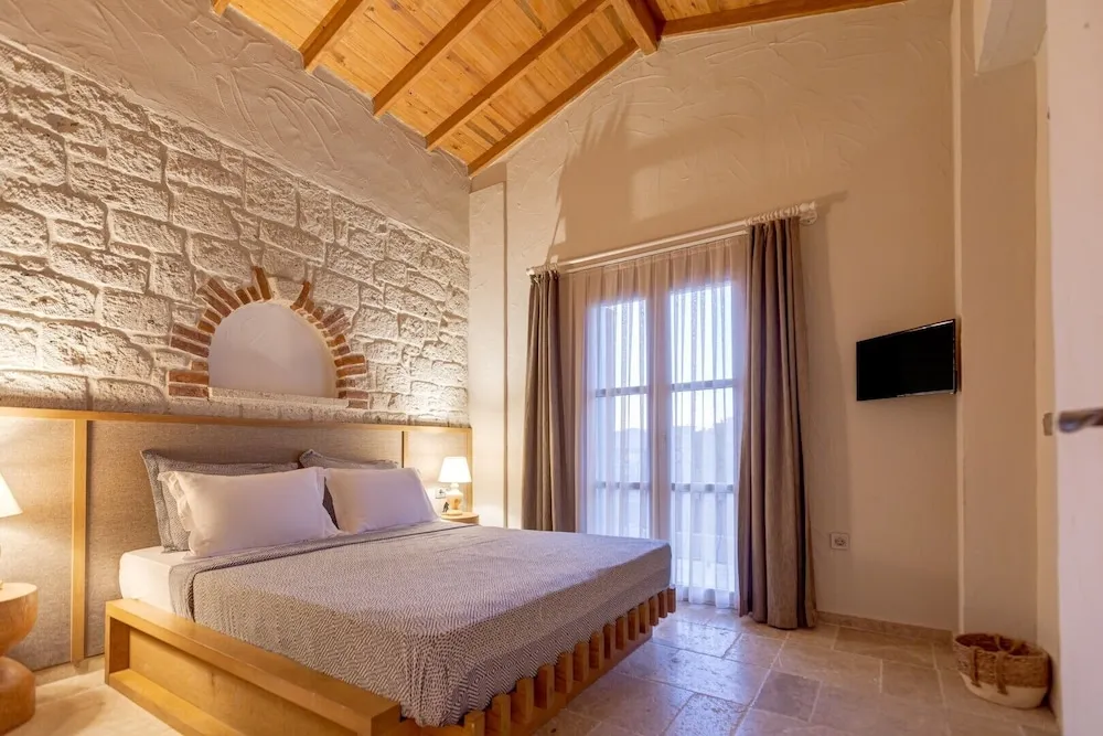 Superior Tek Büyük Yataklı Oda