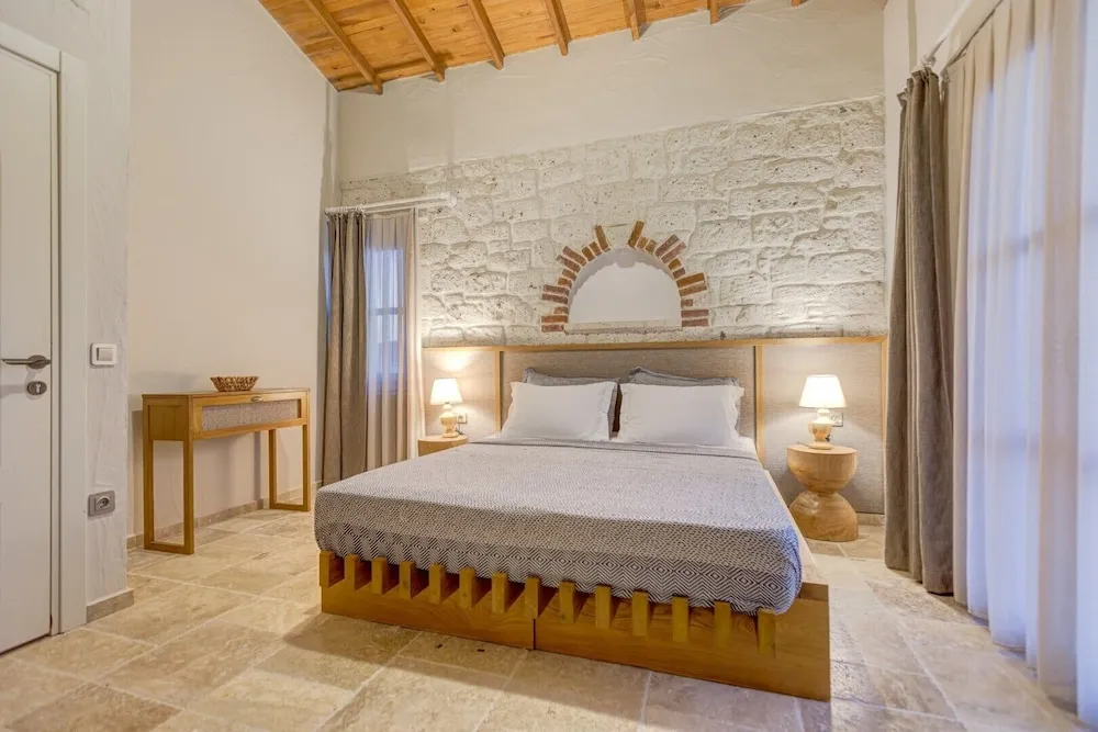 Superior Tek Büyük Yataklı Oda