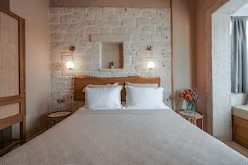 Lika Alaçatı