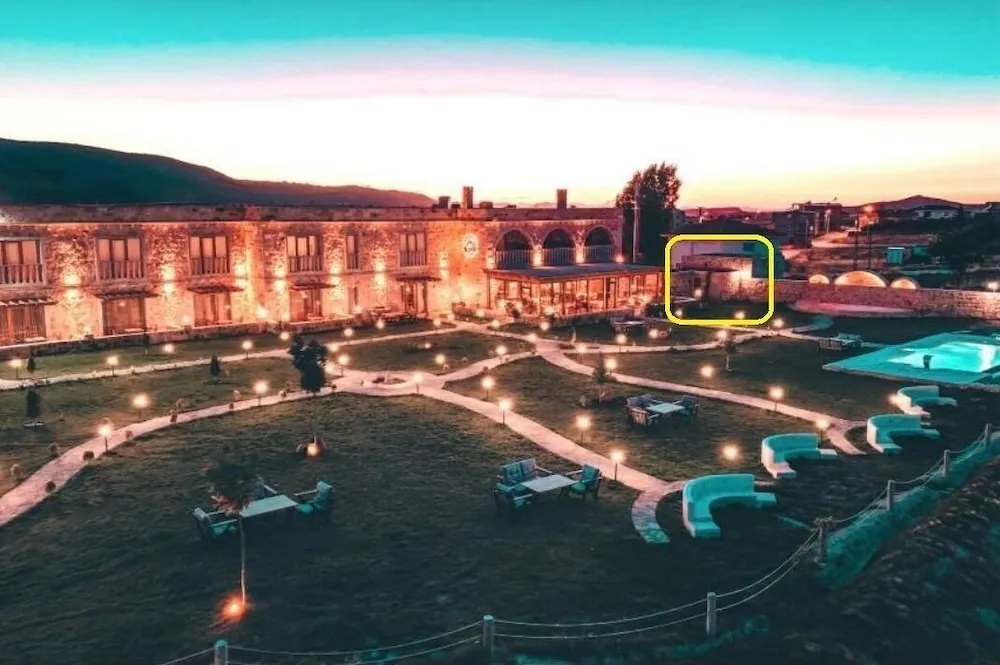 Design Tek Büyük Yataklı Oda