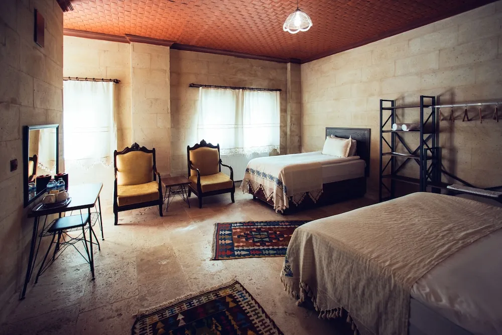 Deluxe Üç Kişilik Oda