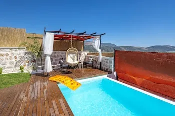Kalkan Domes Suites & Deluxe