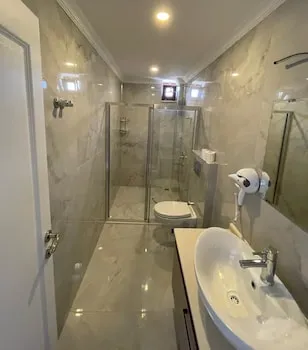 Tayfun Hotel