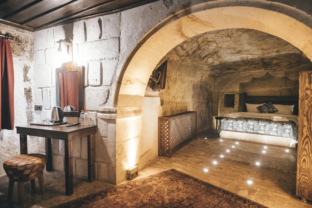Cave Standard Room-6