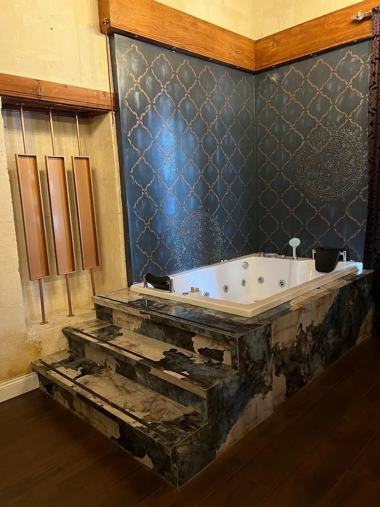 Deluxe Stüdyo Süit