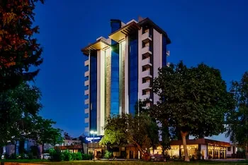 Optimum Luxury Hotel & Spa