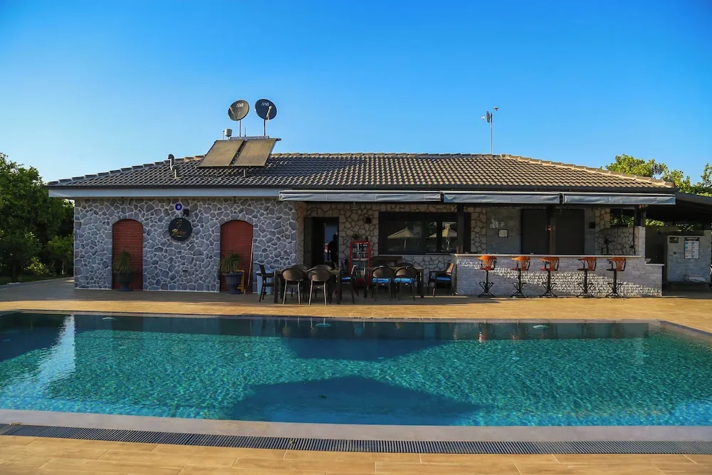 Deluxe Villa