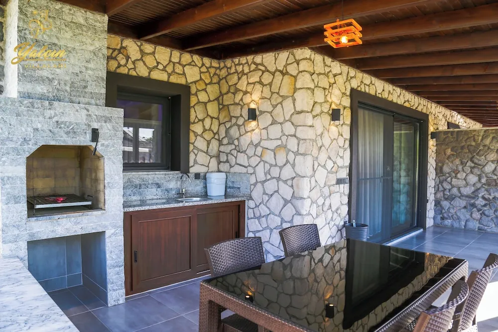 Premium Villa