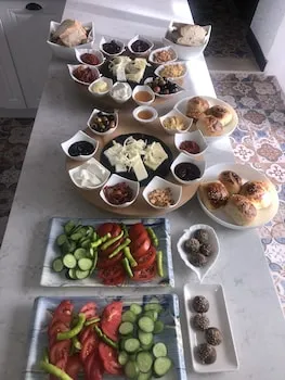 Otel Gülayvalık