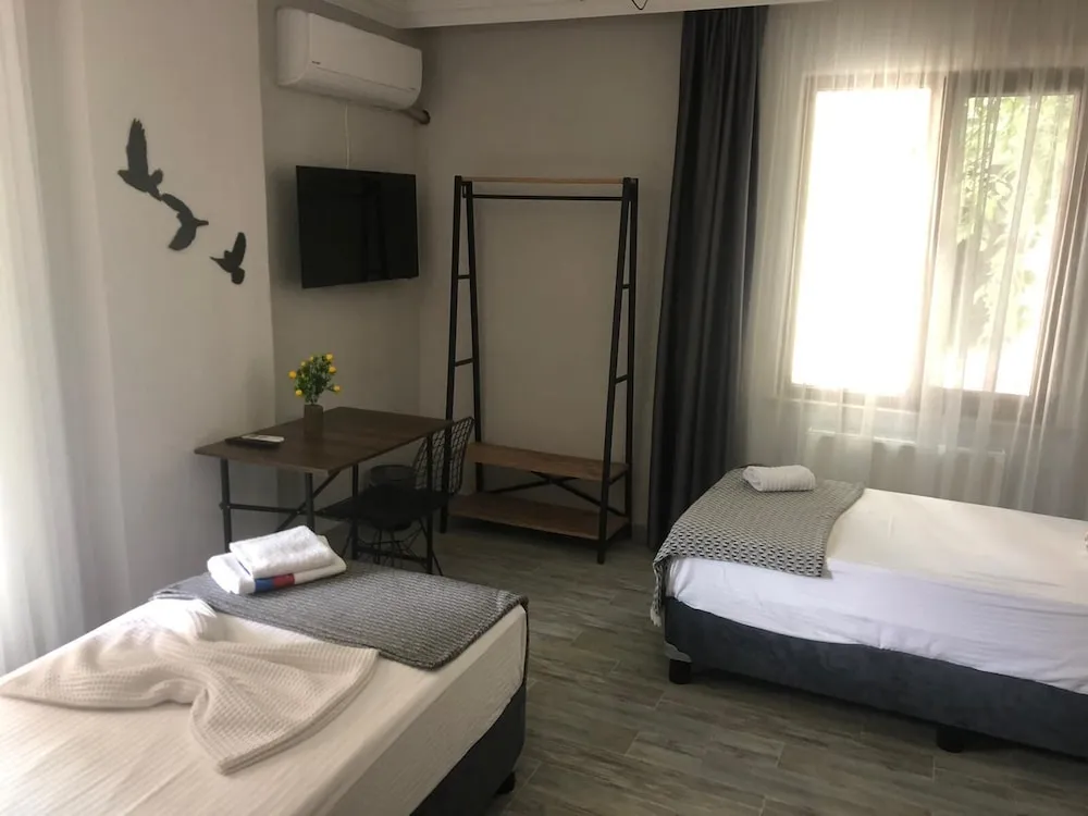Comfort Oda, 2 Tek Kişilik Yatak, Havuz Manzaralı
