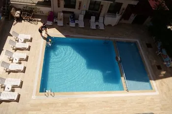 Limon Otel Kıyıköy