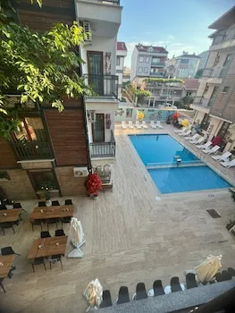 Limon Otel Kıyıköy