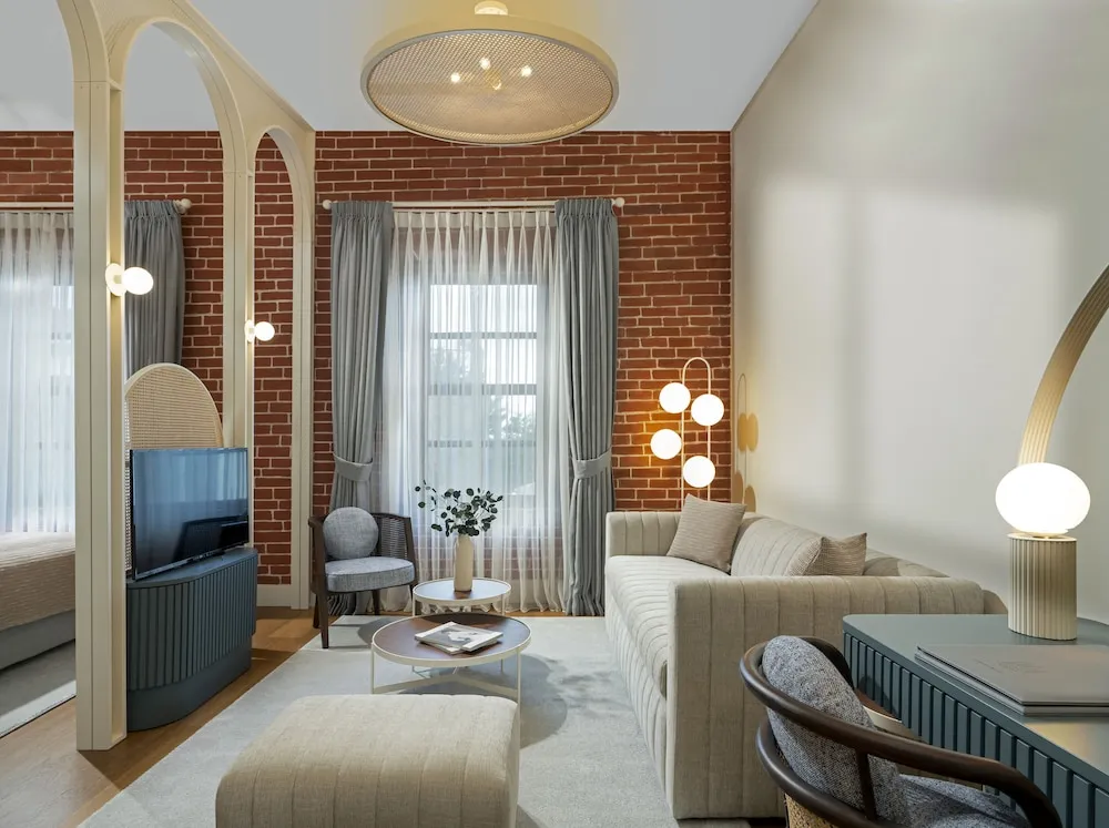 Historical Suite with Balcony