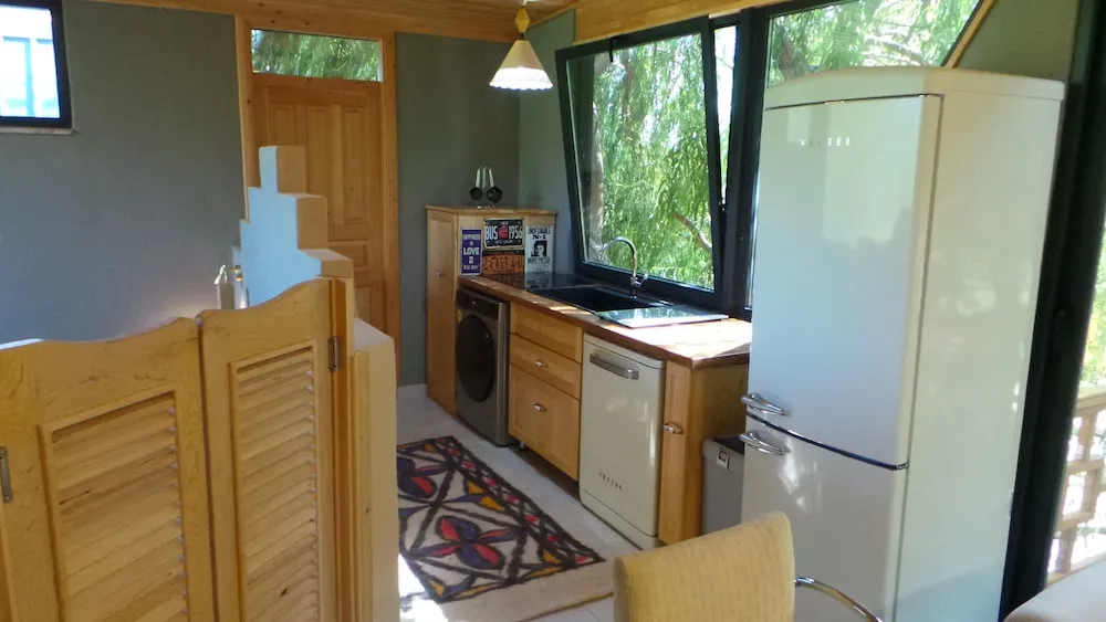 Forest Bungalow in Mountain (3B)