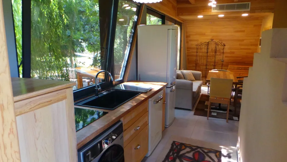 Forest Bungalow in Mountain (3B)