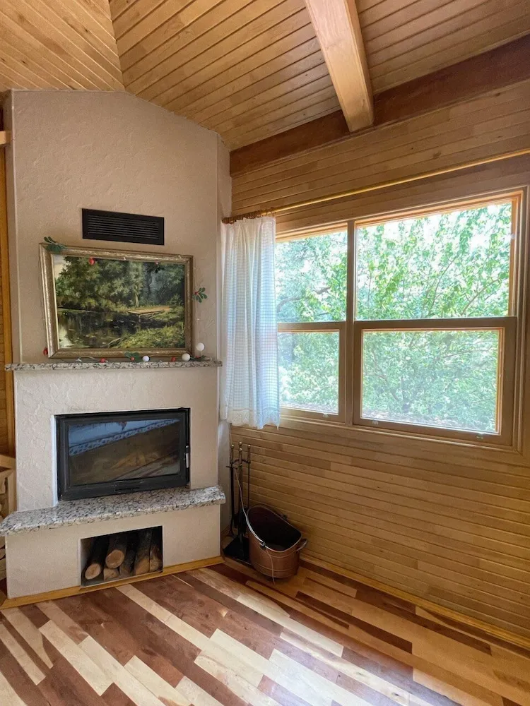 Forest Bungalow in Mountain (2B)