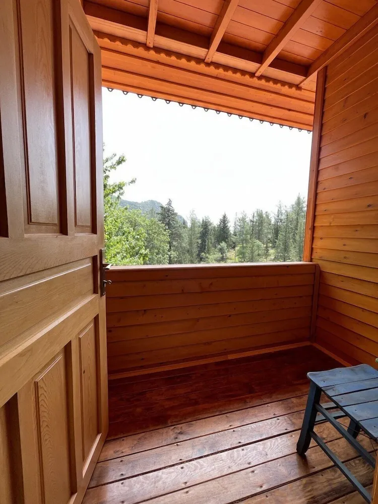 Forest Bungalow in Mountain (2B)