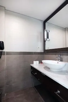 The Four Winds Hotel