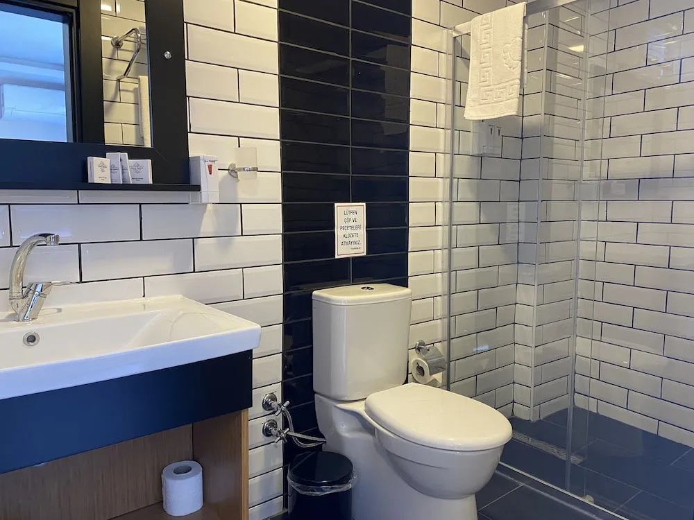 Deluxe Üç Kişilik Oda, Balkon, Deniz Manzaralı
