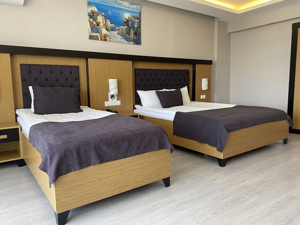 Deluxe Üç Kişilik Oda, Balkon, Deniz Manzaralı