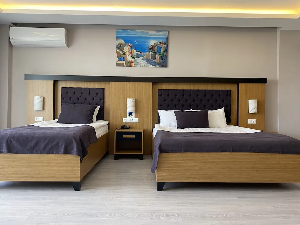Deluxe Üç Kişilik Oda, Balkon, Deniz Manzaralı