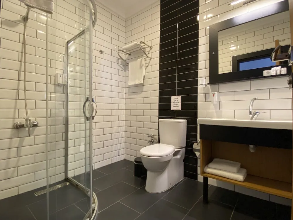Deluxe Üç Kişilik Oda, Balkon, Deniz Manzaralı