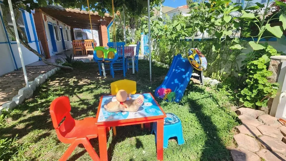 Family Apart Daire, Dağ Manzaralı