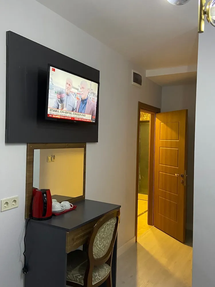 Standard Tek Büyük Yataklı Oda