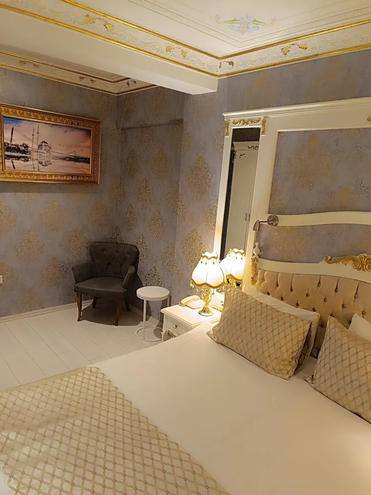 Economy Tek Büyük Yataklı Oda (Basement)